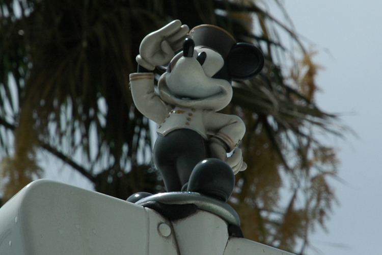 mouse bus