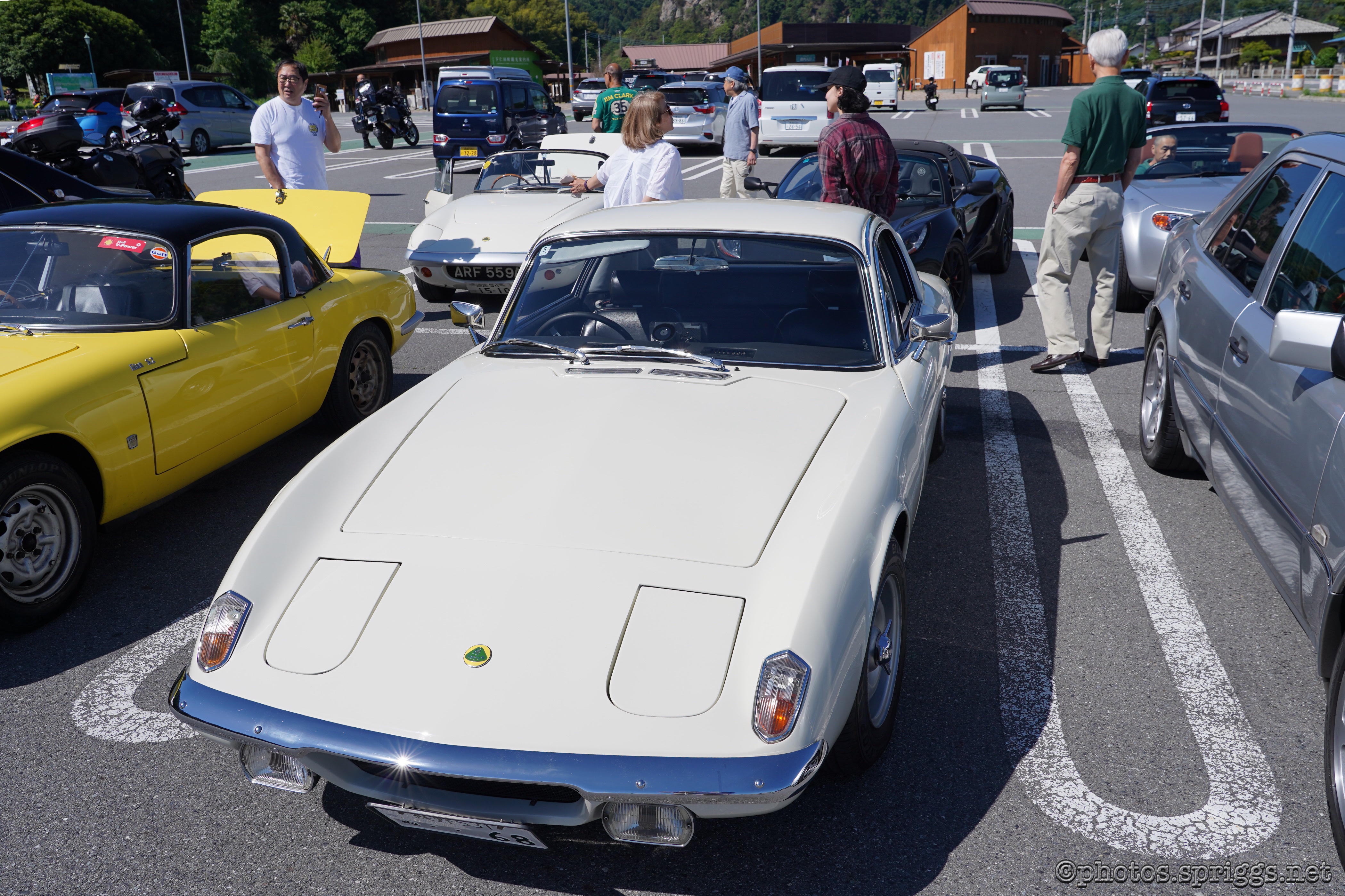 elan 2+2