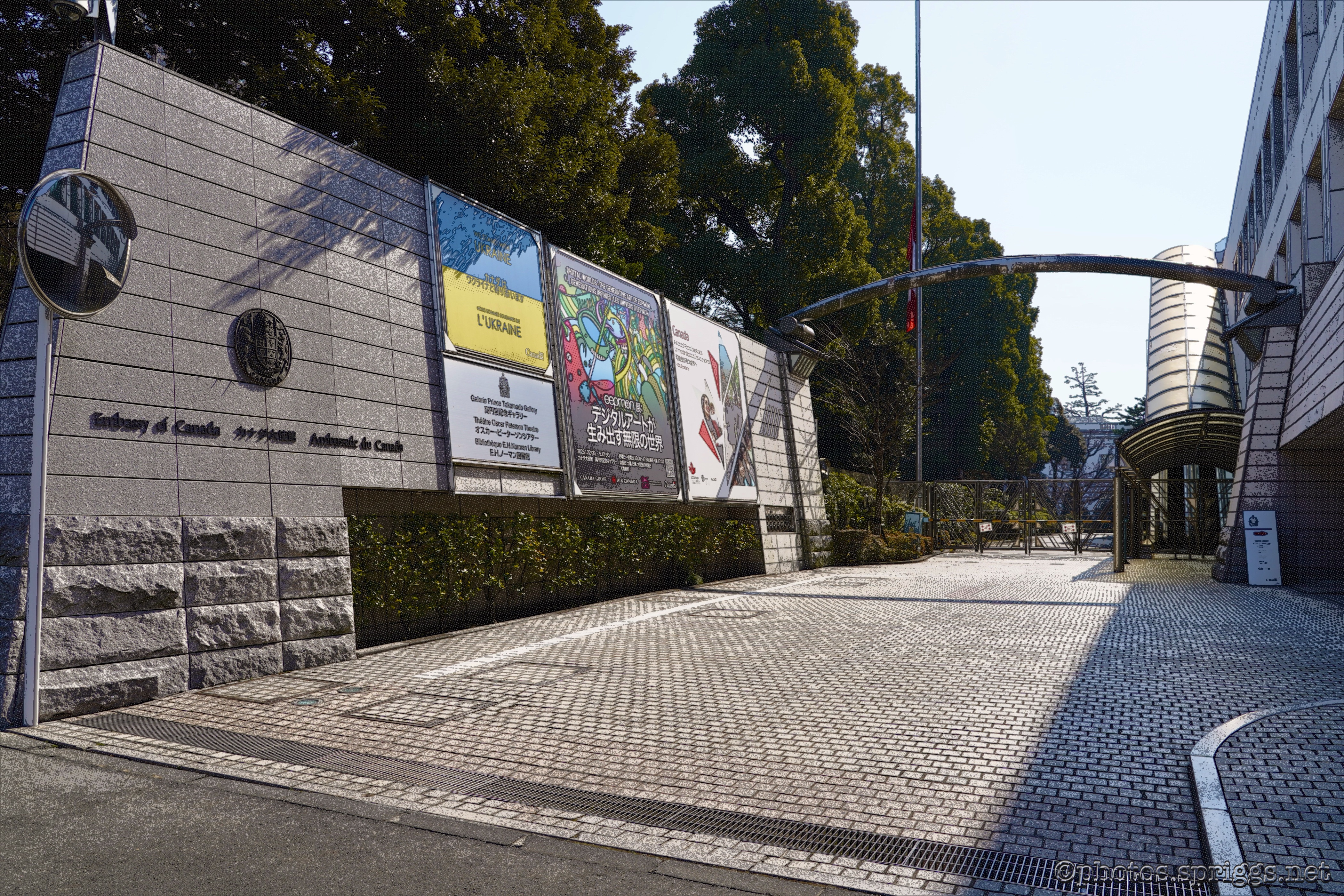 在日カナダ大使館