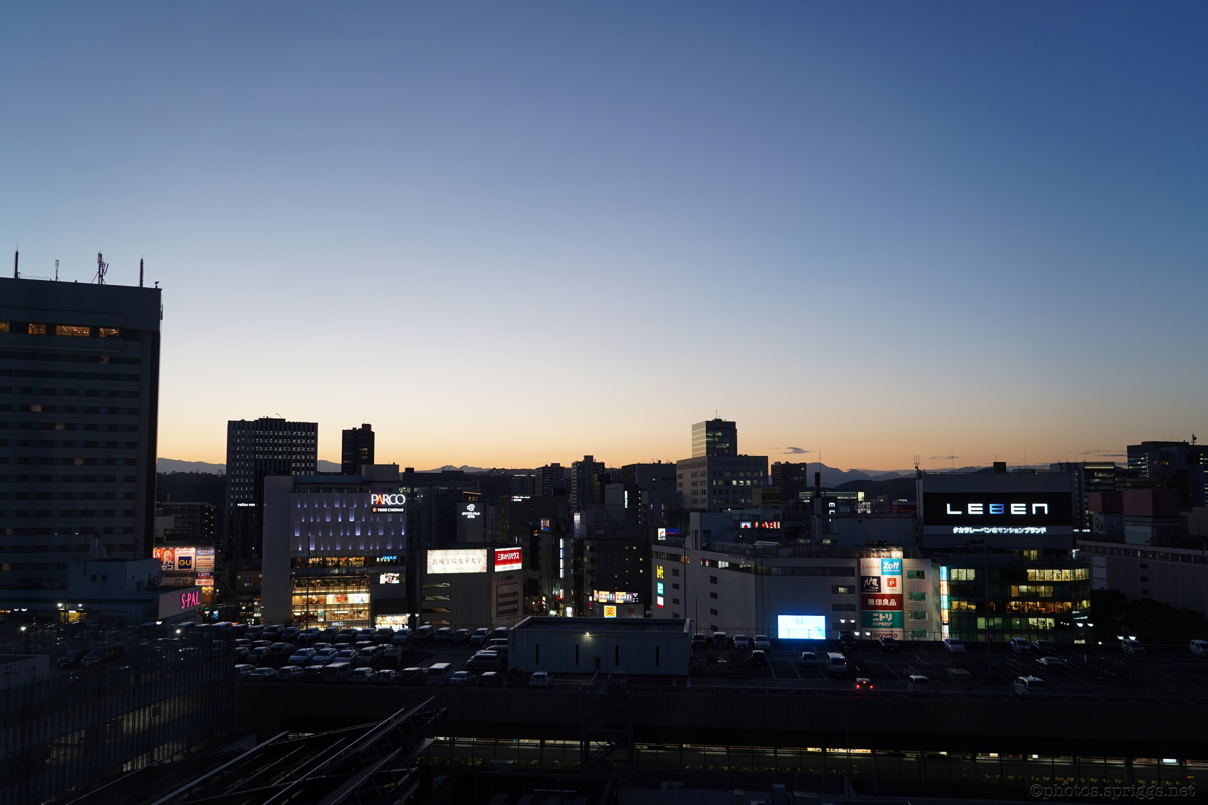 夕暮れ時の仙台